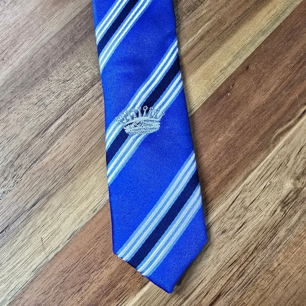 Countess Mara Neck Tie Mens Blue Striped 100% Silk Hand‎ Made Classic Preppy Ivy